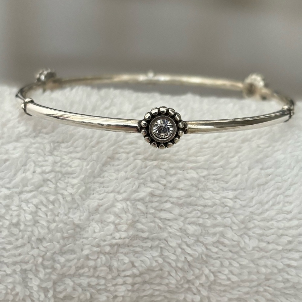 Brighton Twinkle Round Bangle Bracelet with Pouch